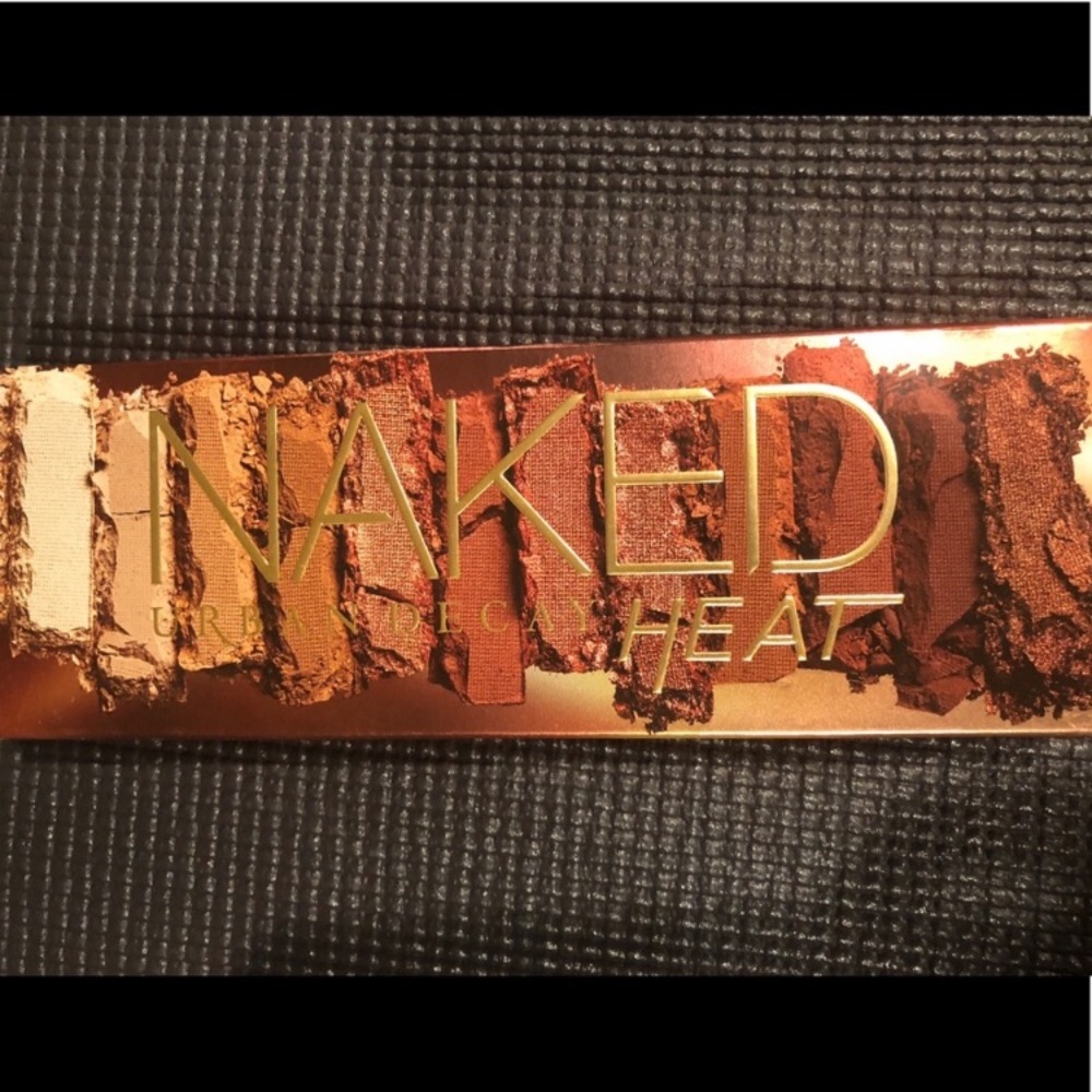 2-pack brand new Urban Decay Naked Heat